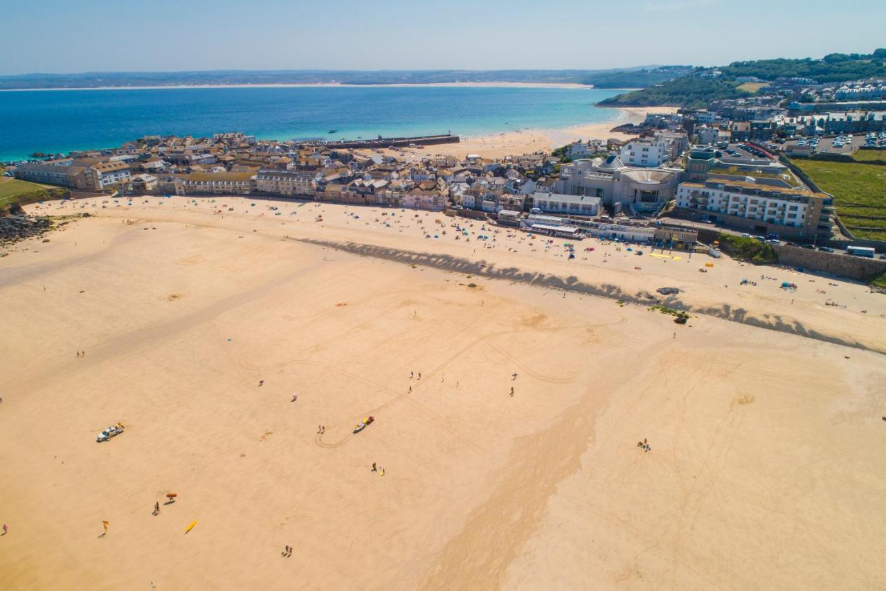 Waves Apartment, St Ives Екстер'єр фото